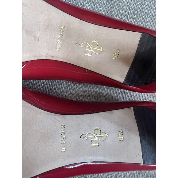 COLE HAAN Chelsea Air Pump Women's 7.5 B Red Patent Slip On Platform Heel Shoe - Picture 12 of 13